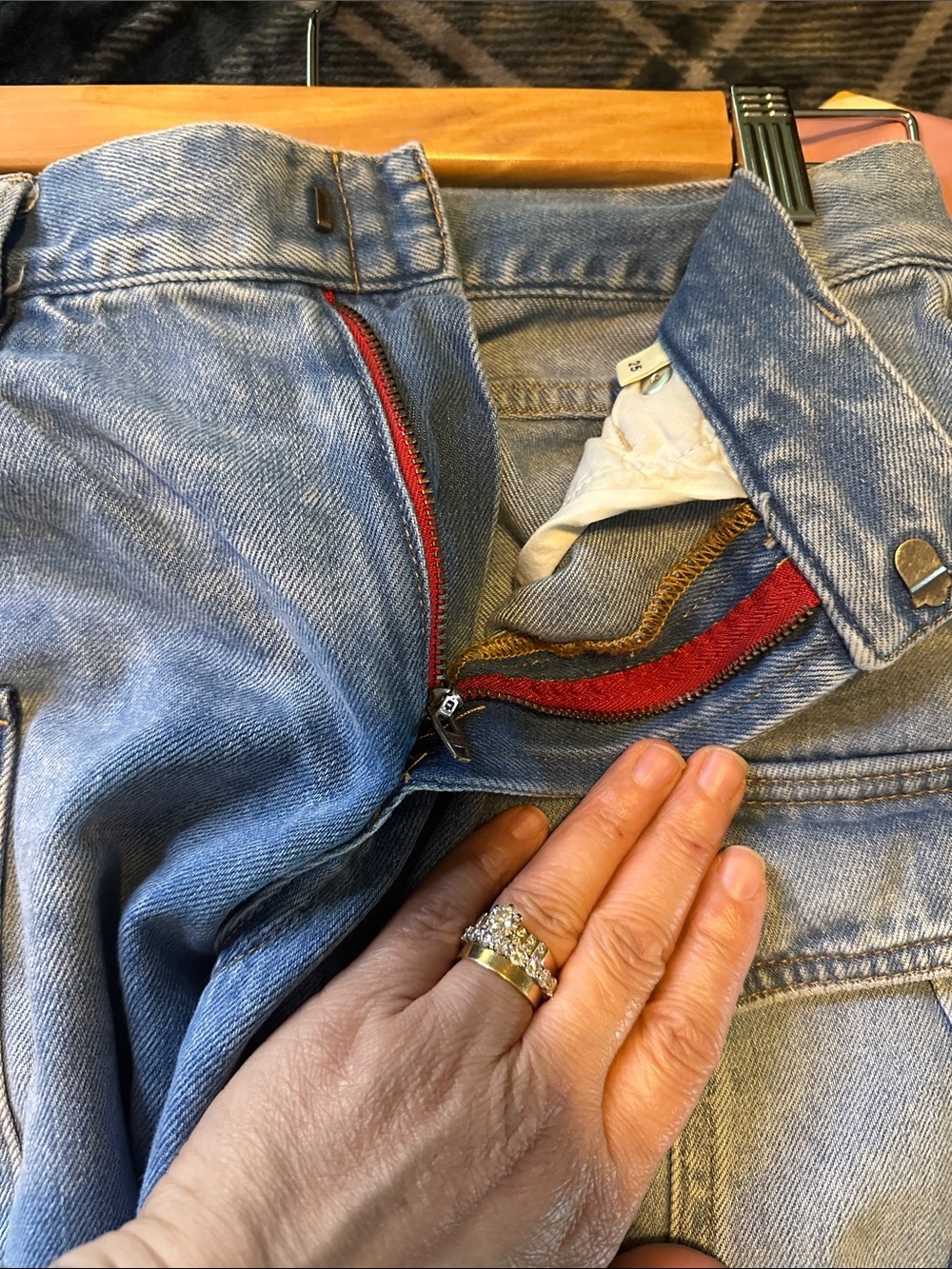 Alice + Olivia Cay Cargo Jeans Sz25 - Picture 7 of 9